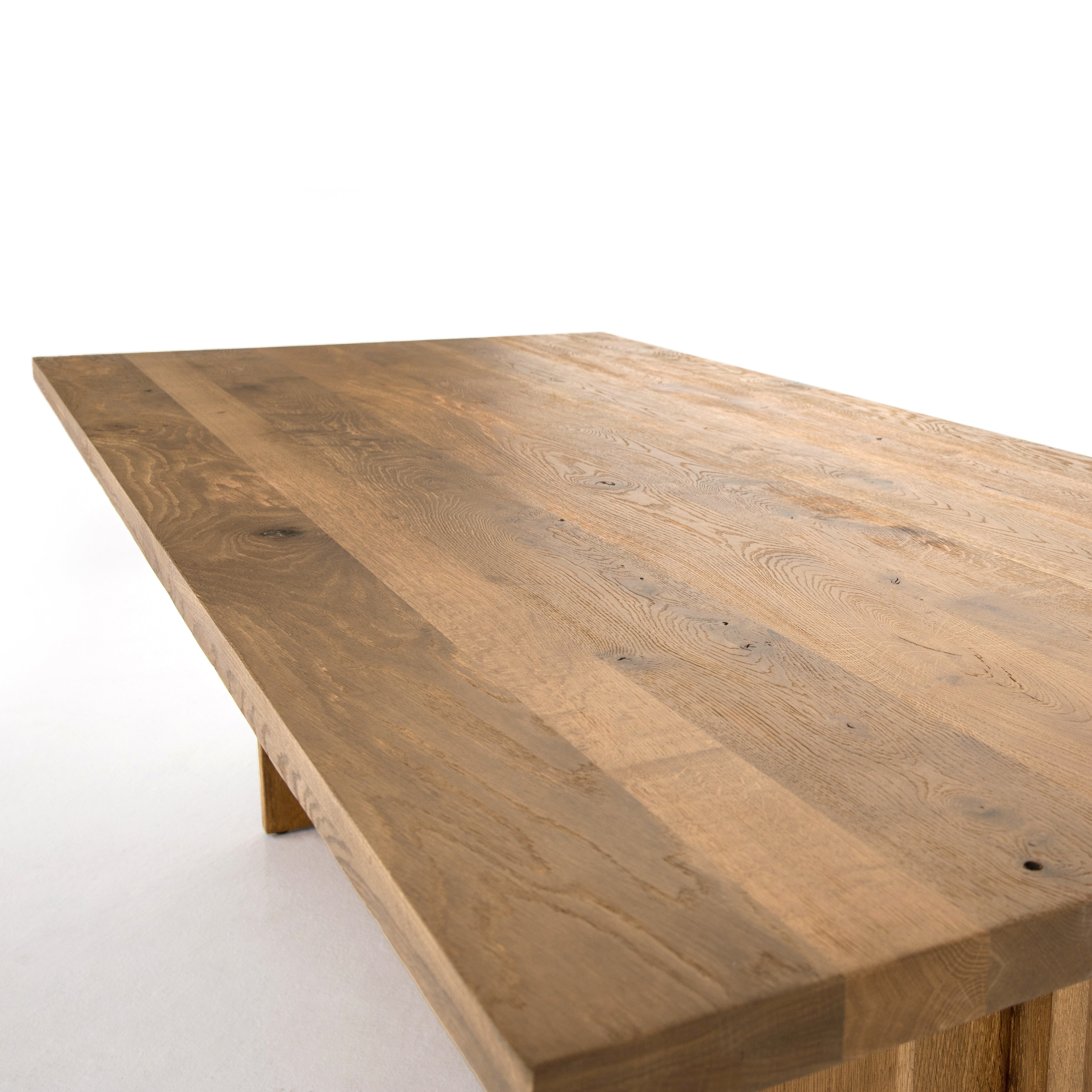 Ollie Dining Table