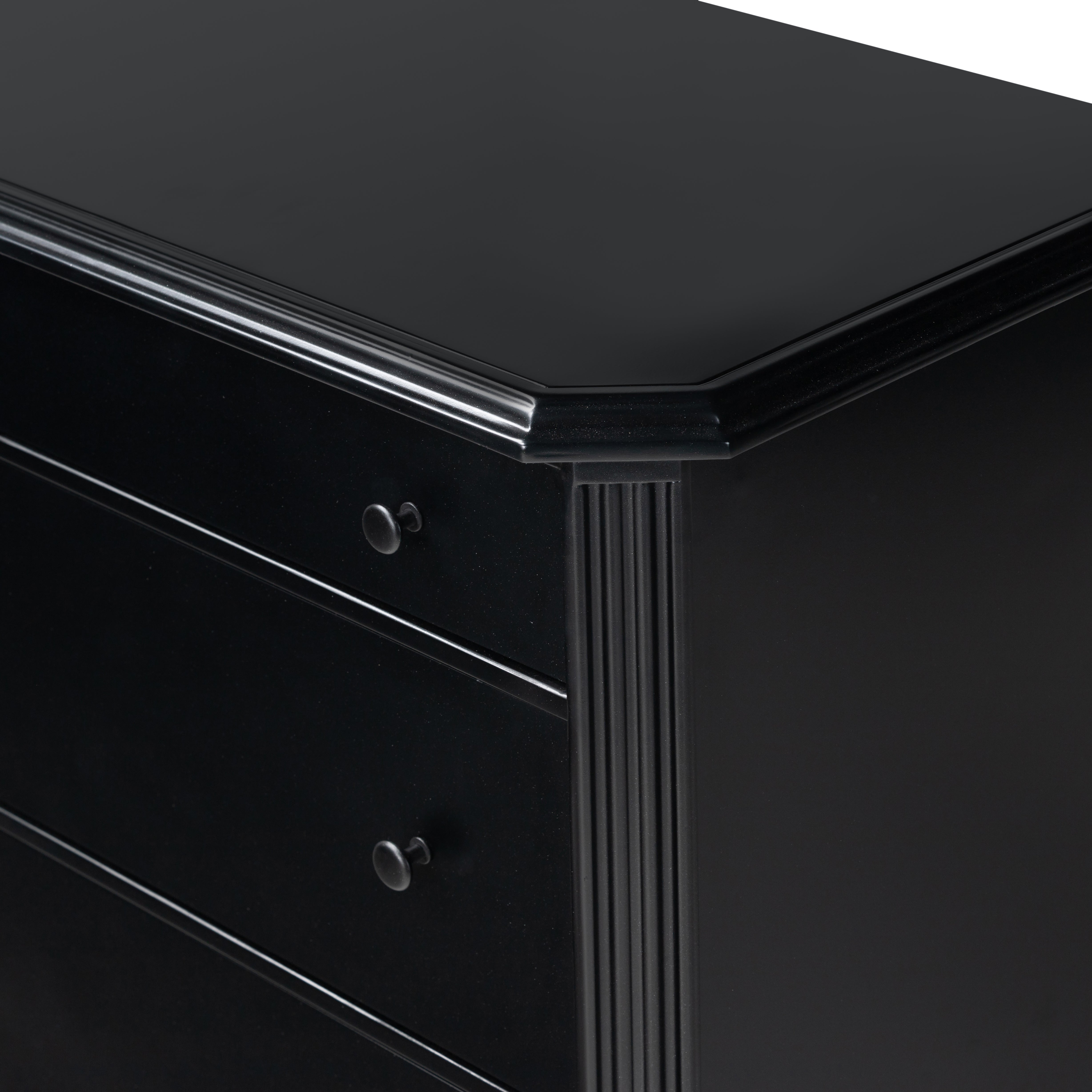 Regan Chest
