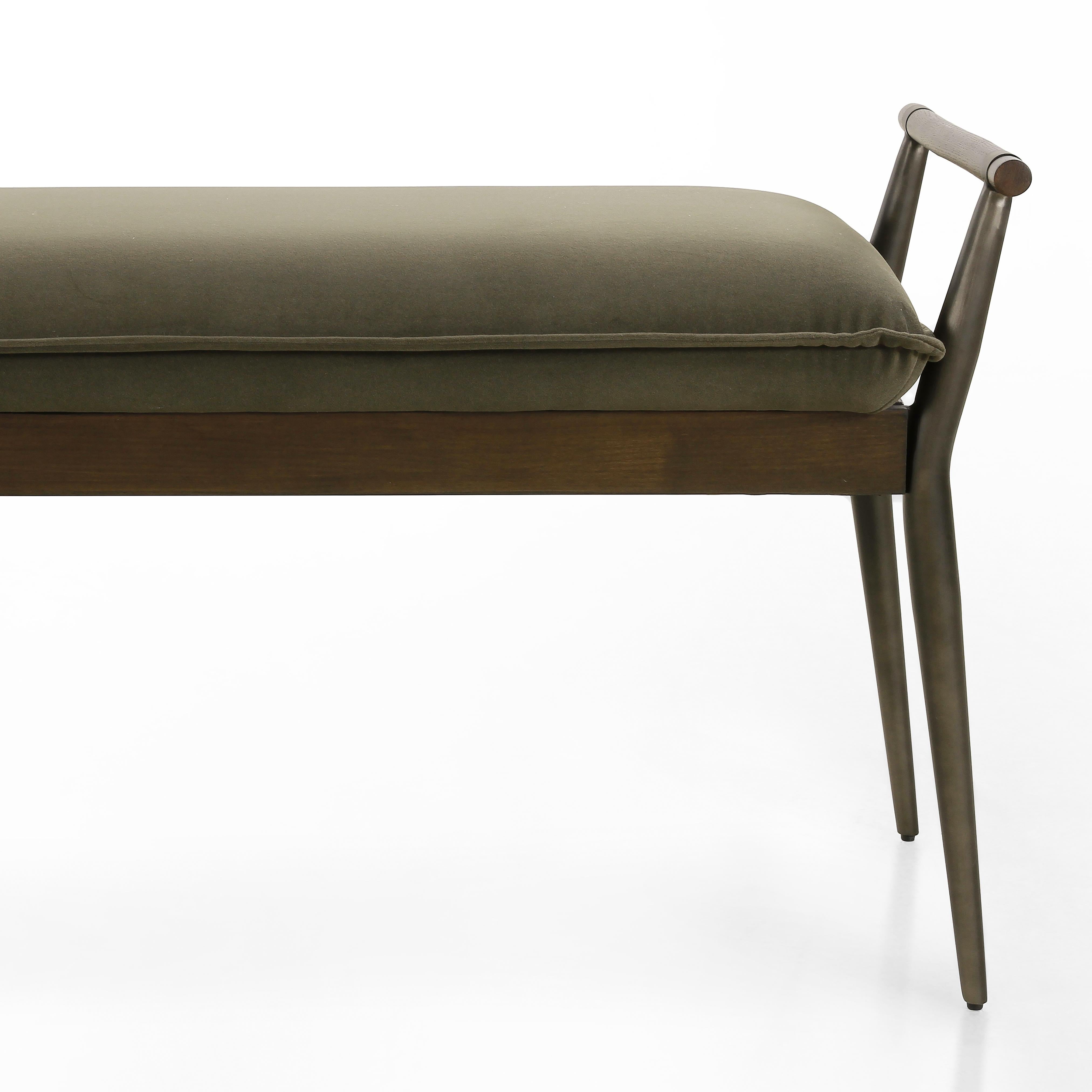 Danielle Bench