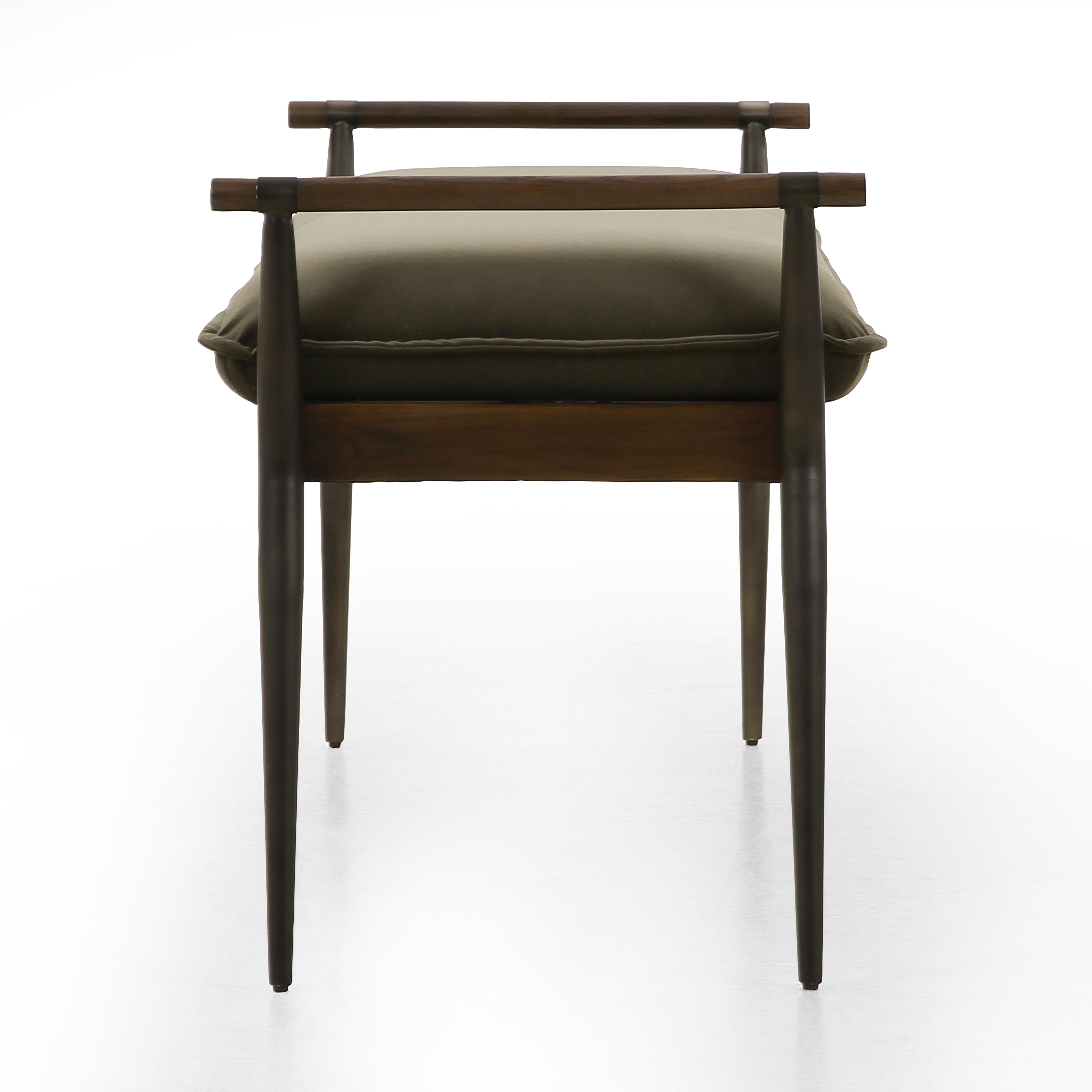 Danielle Bench