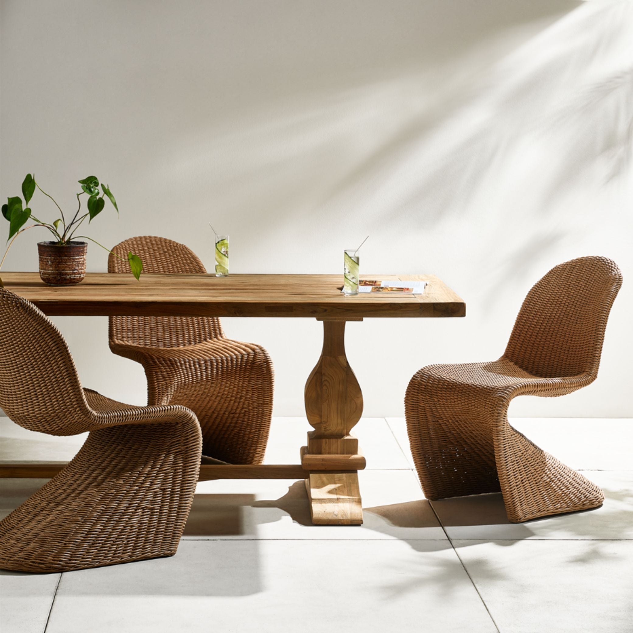 Lee Outdoor Dining Table