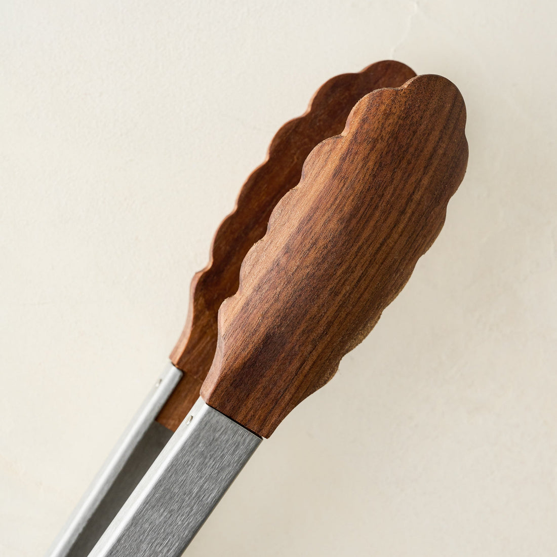 Gristmill Collection Walnut Tip Salad Tosser