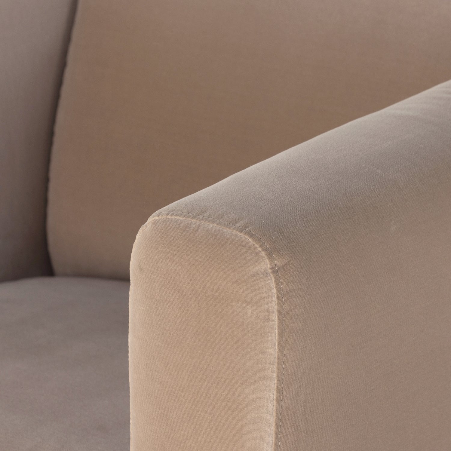 Marieta Swivel Chair