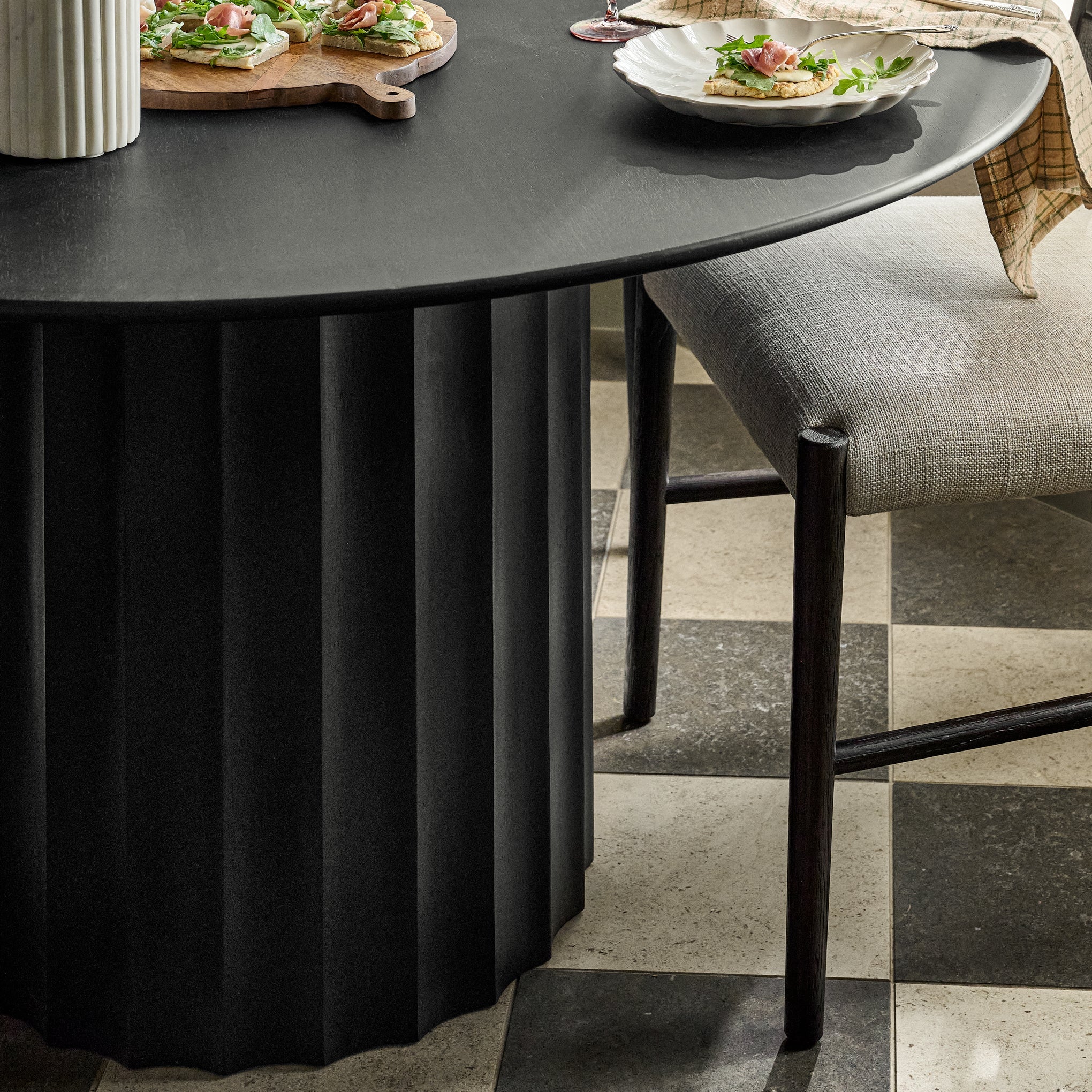 Lillian Dining Table