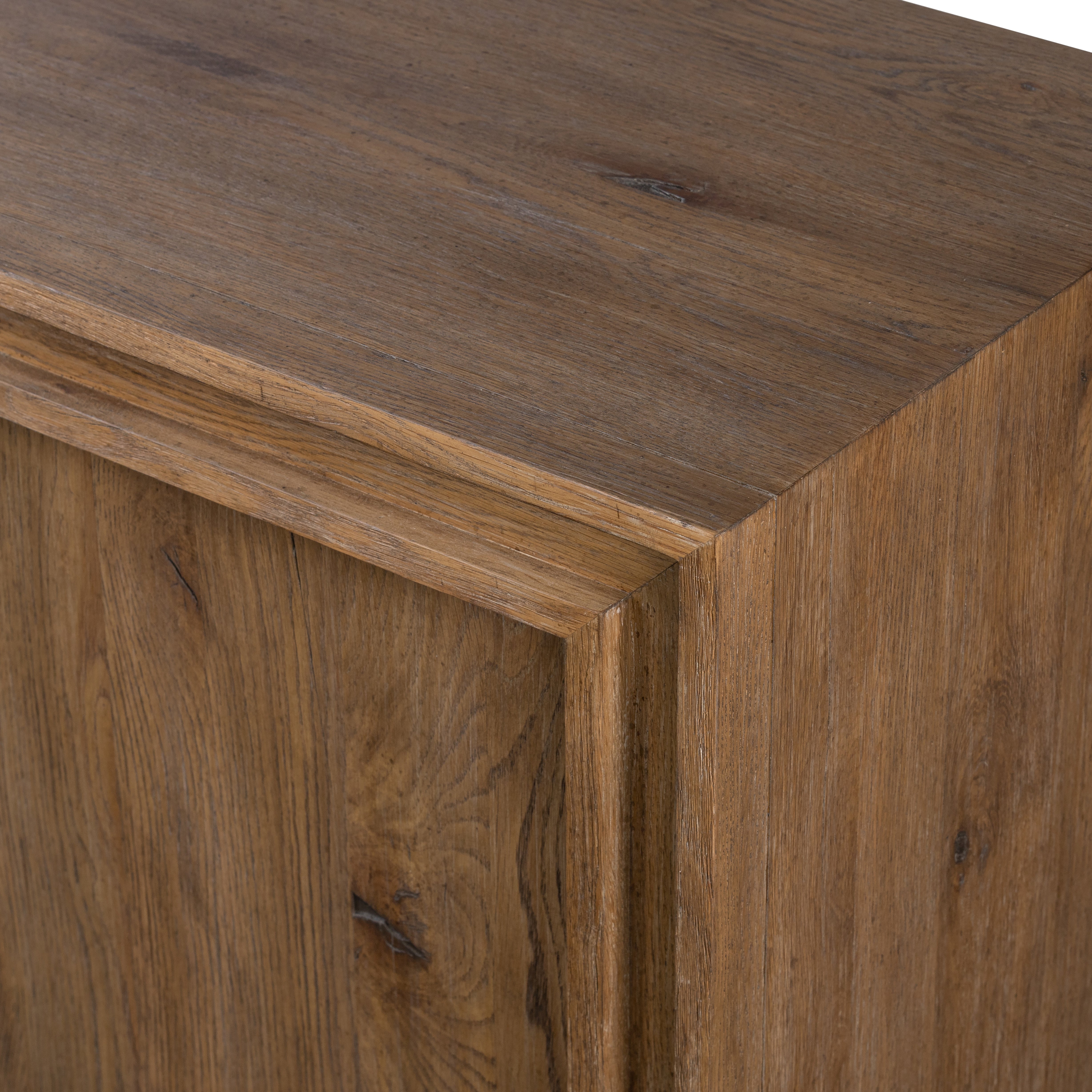 River Media Console
