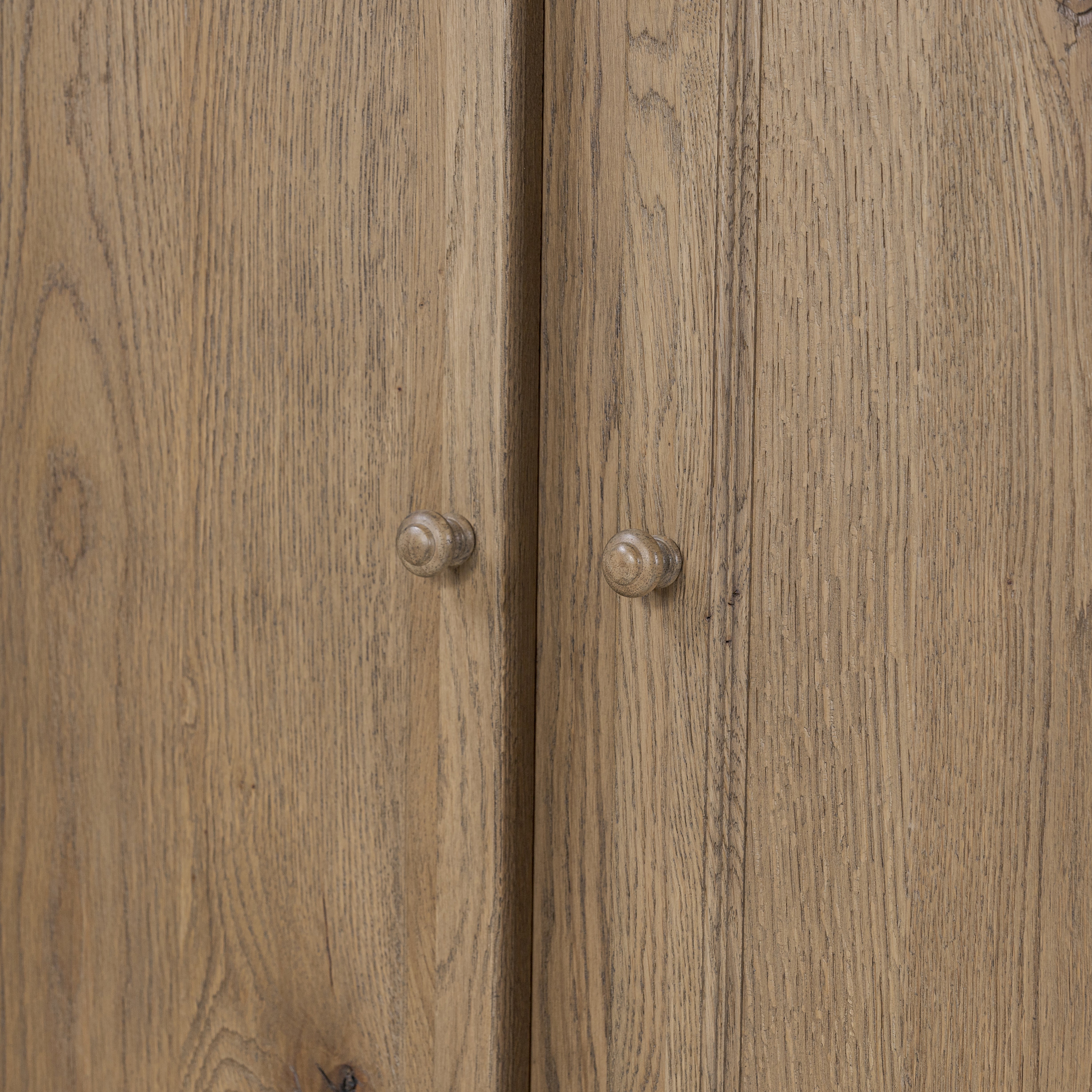 Walt Cabinet