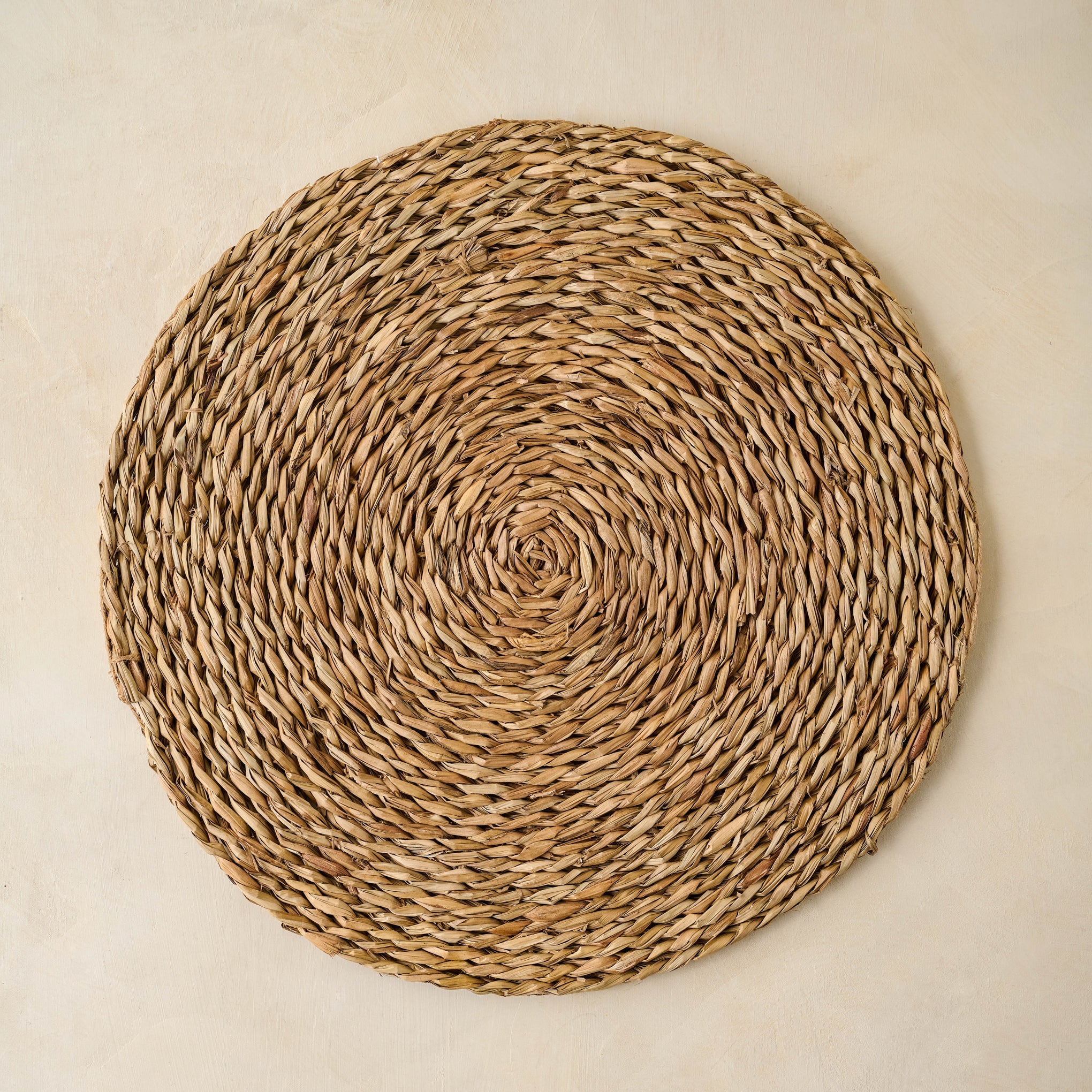 Lucian Round Placemat