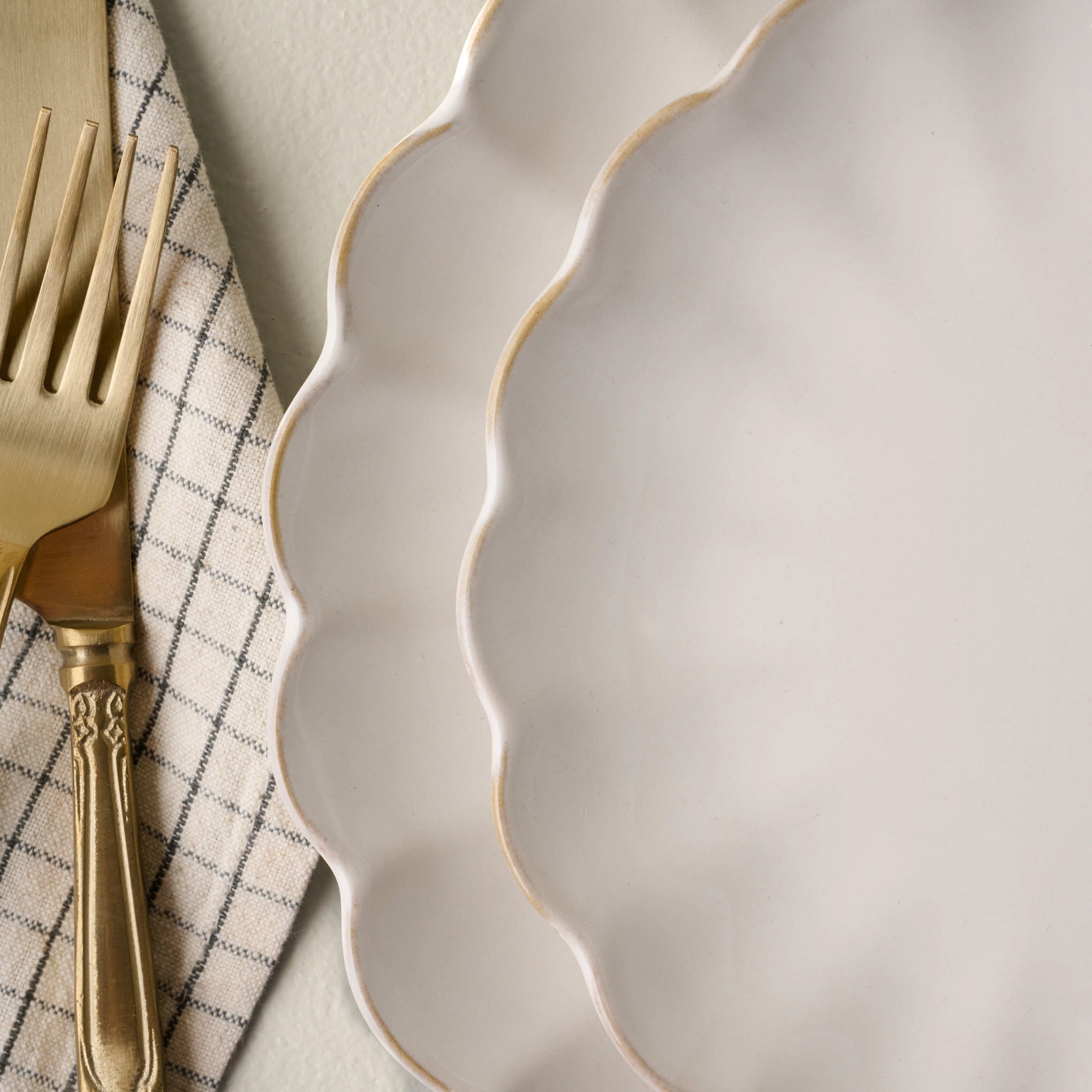 Cream Scalloped Plate