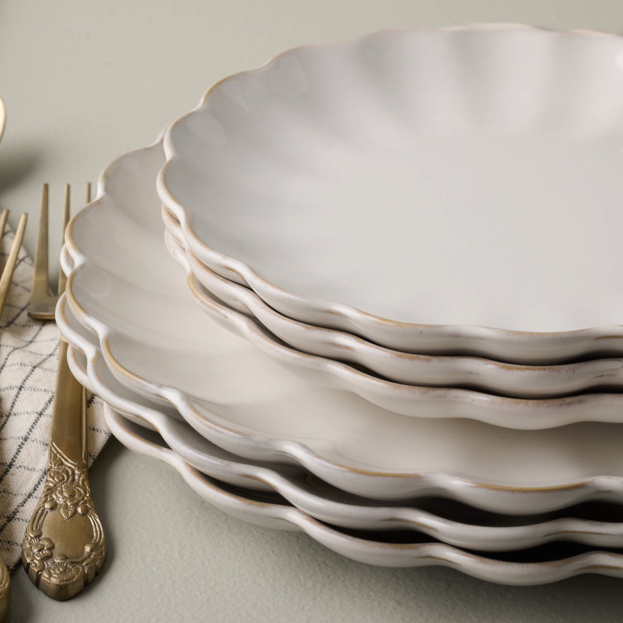 Cream Scalloped Plate