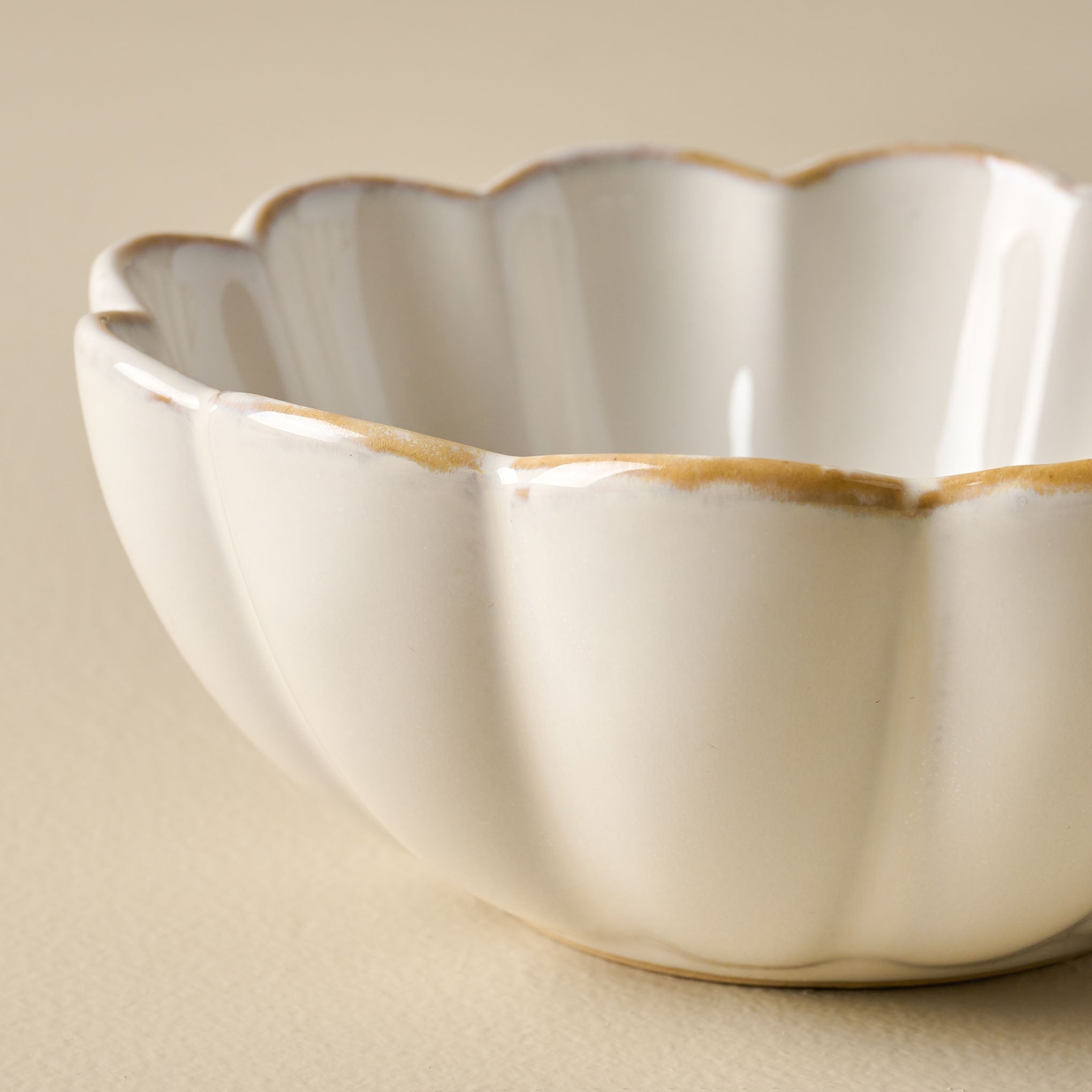 Cream Scalloped Cereal Bowl