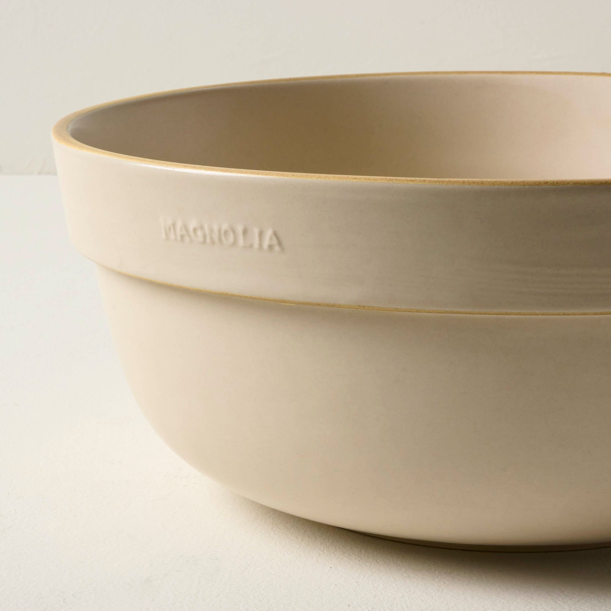 Set of Vintage-Inspired Mixing Bowls