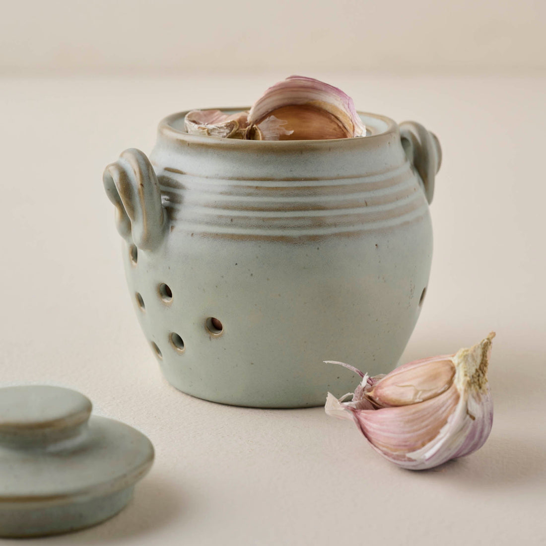 French Grey Garlic Keeper