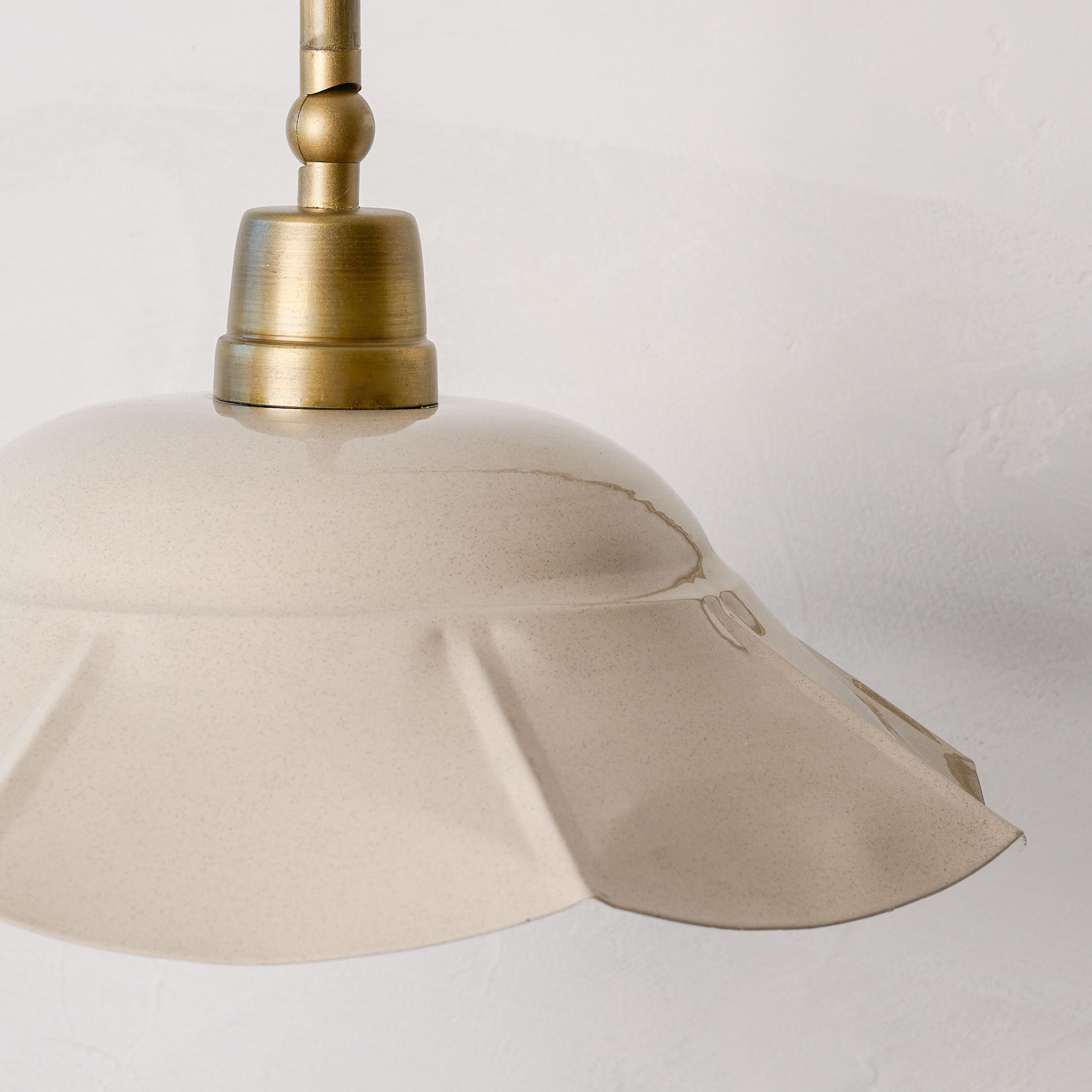 Mary Enamel Plug-in Sconce