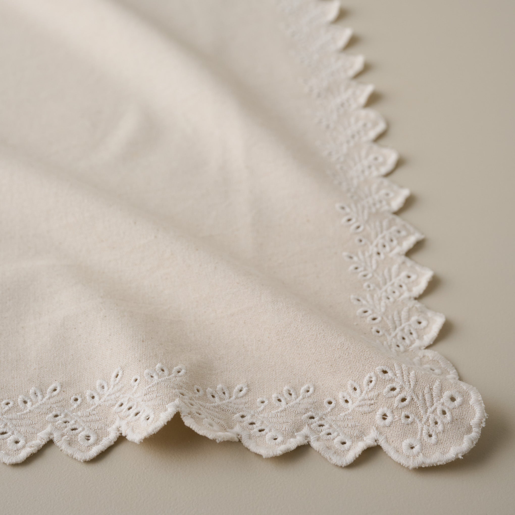 Oatmeal Embroidered Scalloped Edge Napkin set of Four