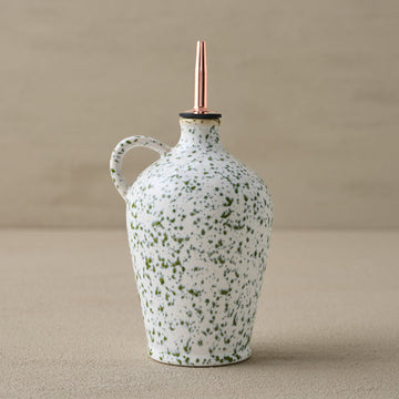 The Cottage Collection Speckle Oil Pour