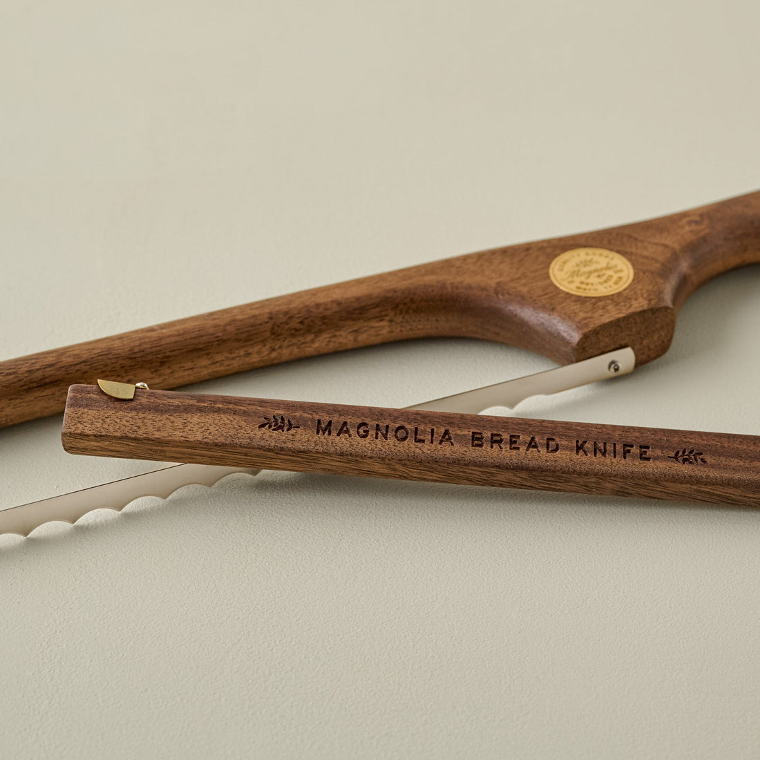 Magnolia Handmade Walnut Bread Knife