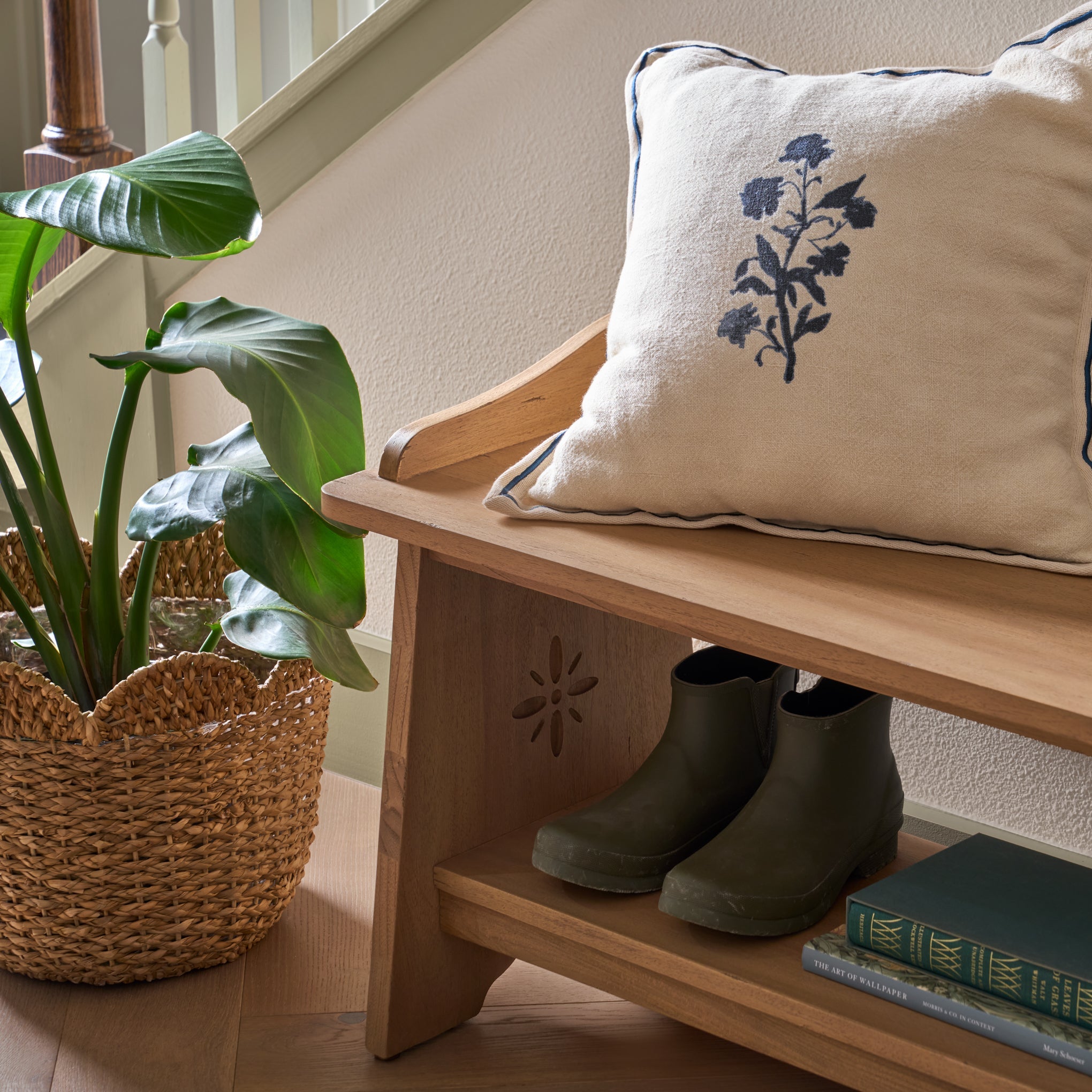 Cassia Bench
