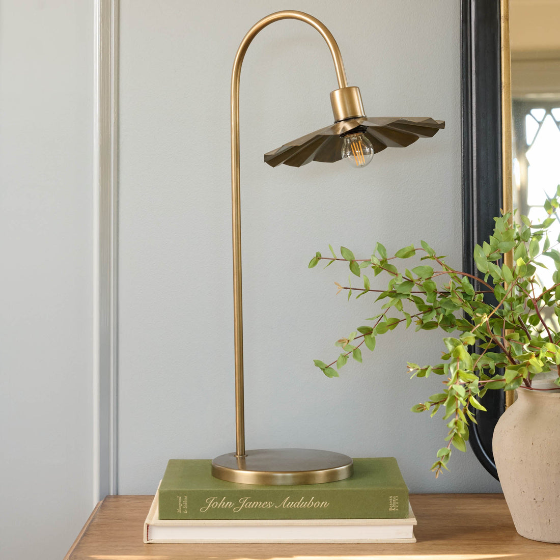 Lulu Brass Petal Lamp