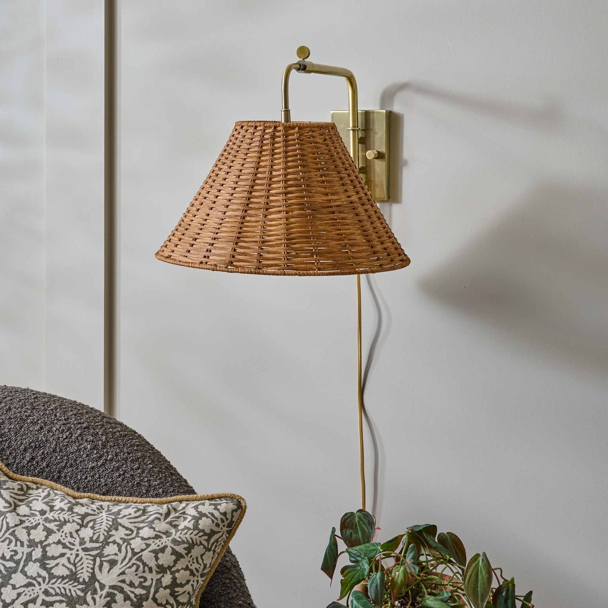 Odette Swivel Plug-in Sconce
