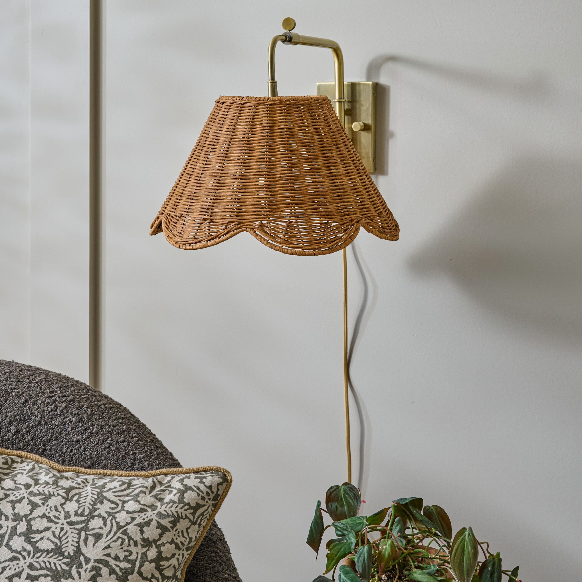 Odette Swivel Plug-in Sconce