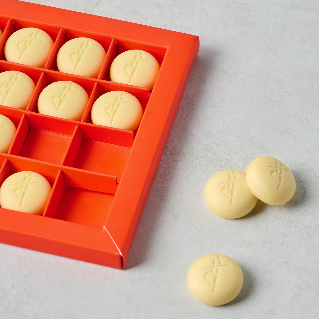 Kate Mcleod Breathe Pebble Tray