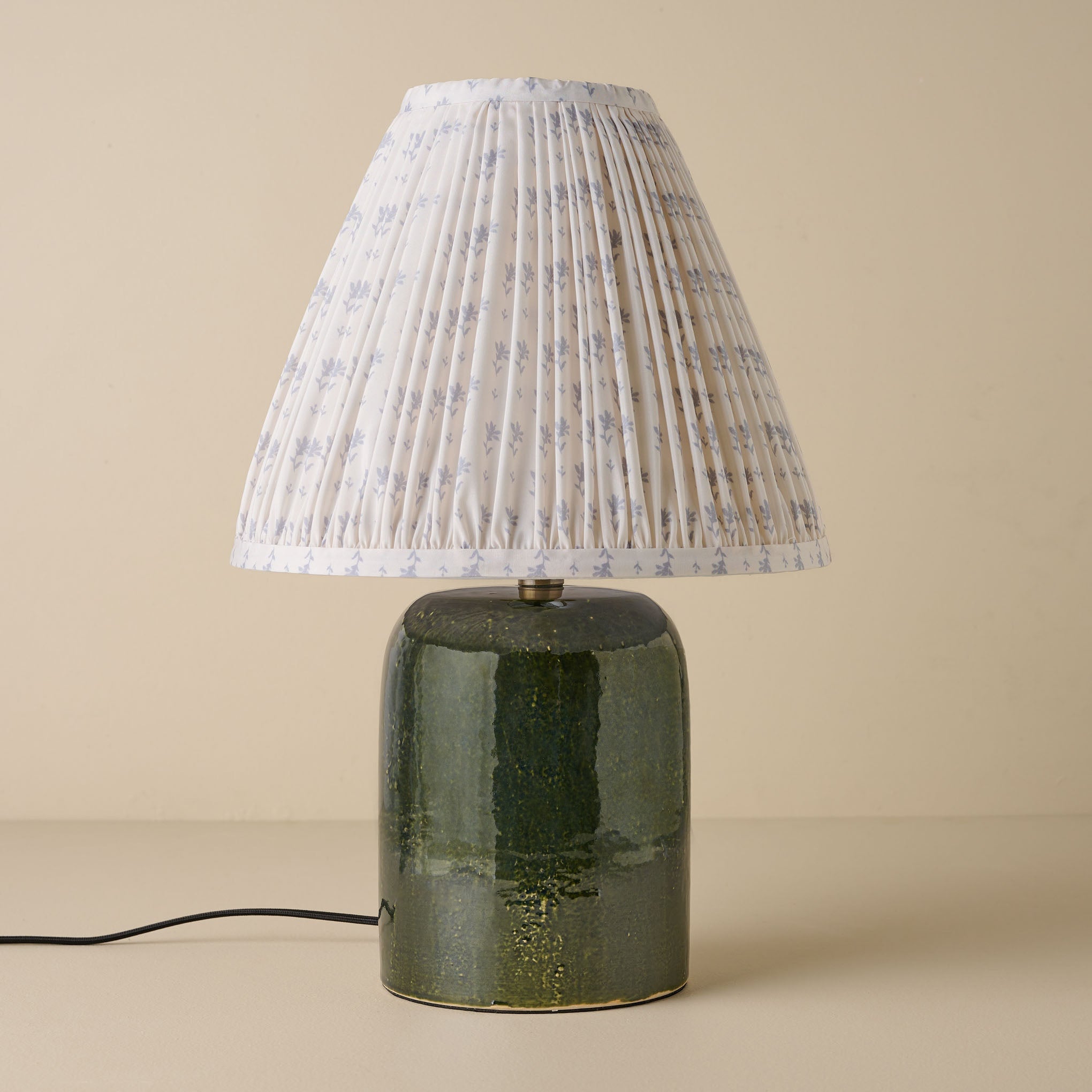 Farrah Table Lamp - Textured Green