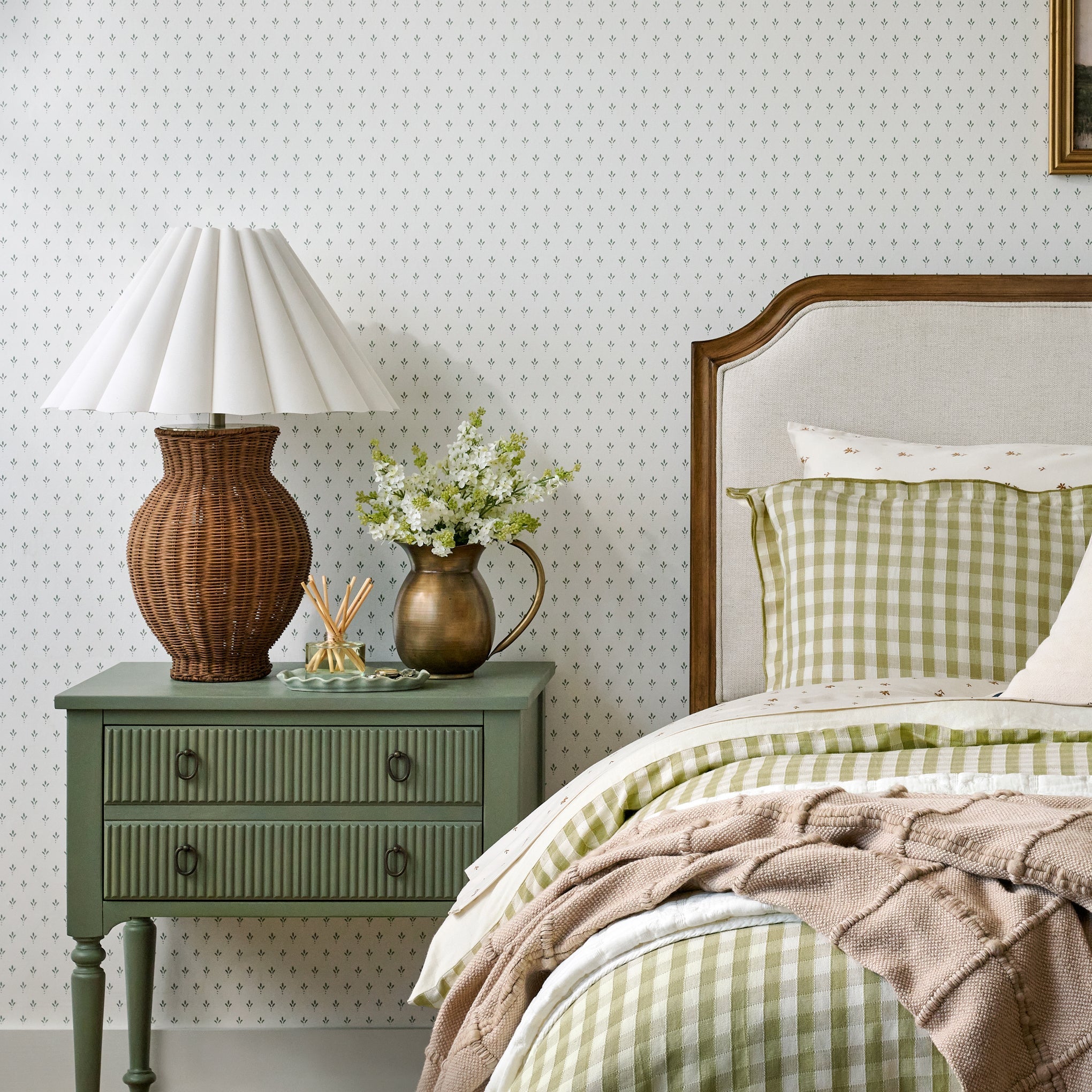 Cassandra Rattan Table Lamp