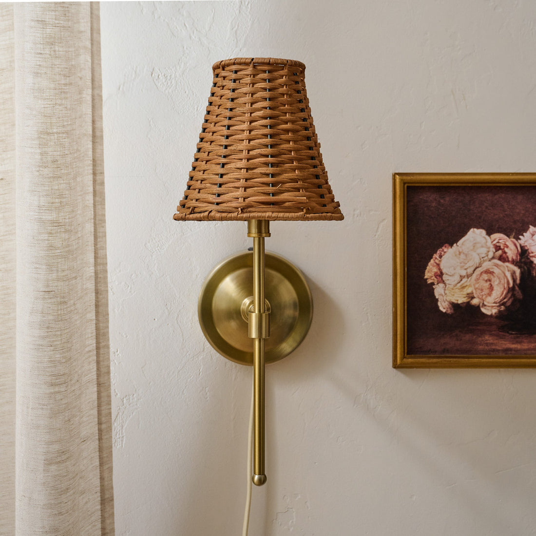 Rattan Plug-In Wall Sconce