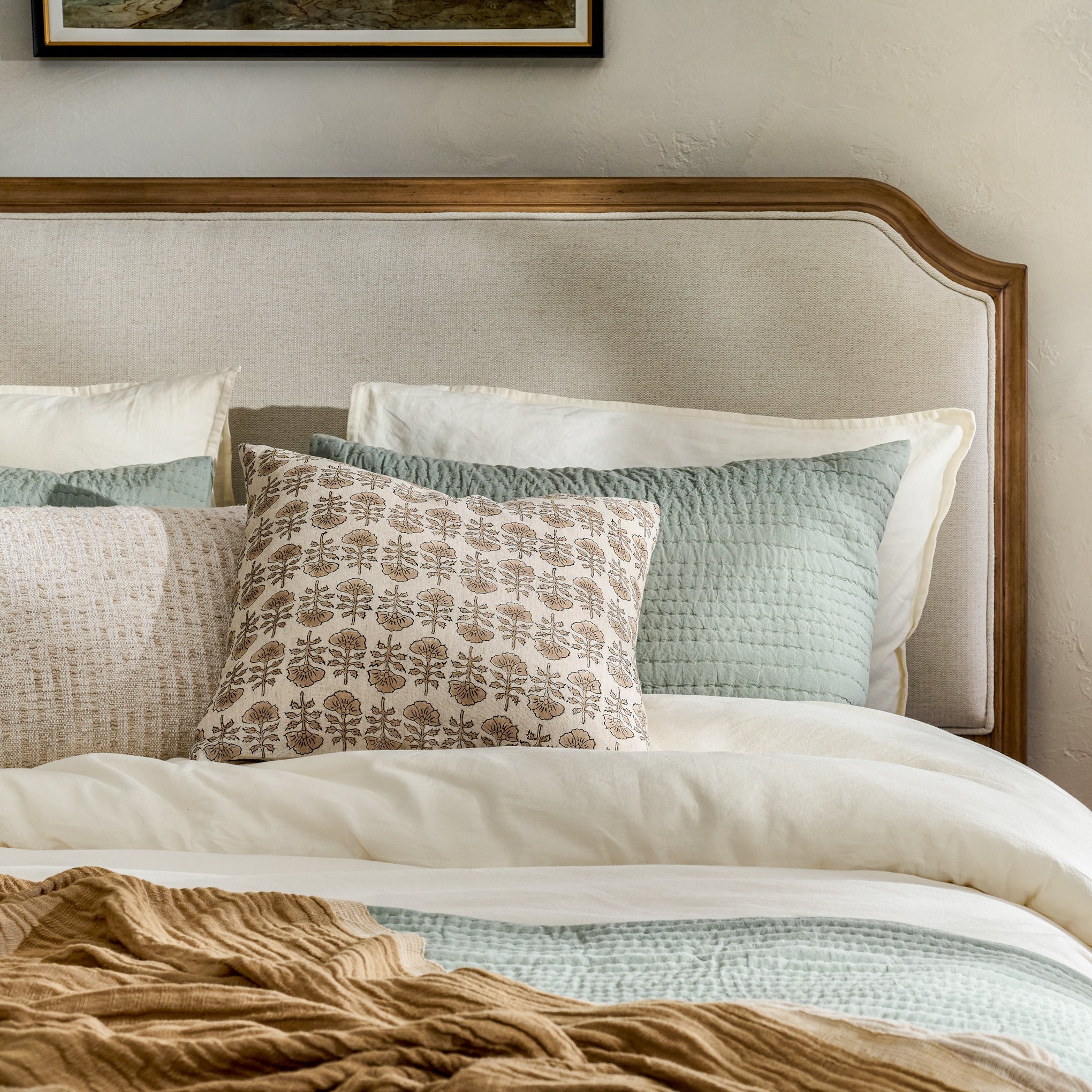 Corinne Upholstered Bed